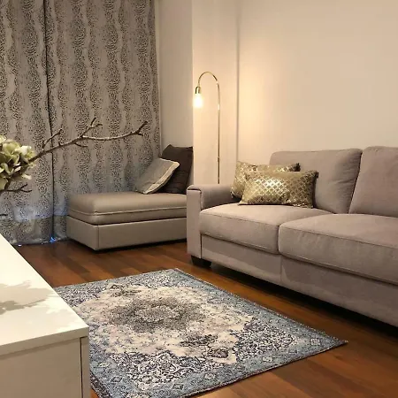 Deluxe - Train Station, Center Apartment
