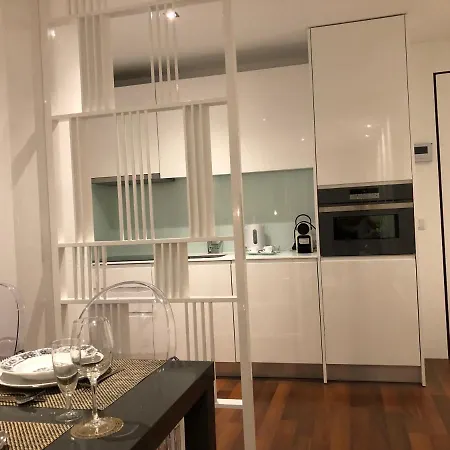 Apartment Deluxe - Train Station, Center