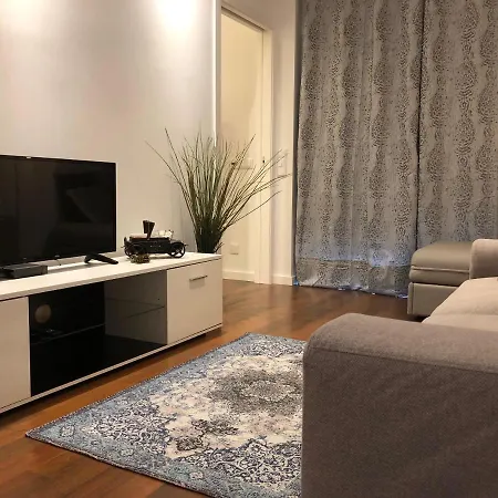 Apartmán Deluxe - Train Station, Center