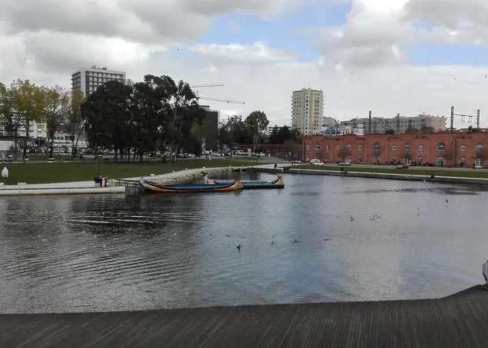 Deluxe - Train Station, Center Daire Aveiro